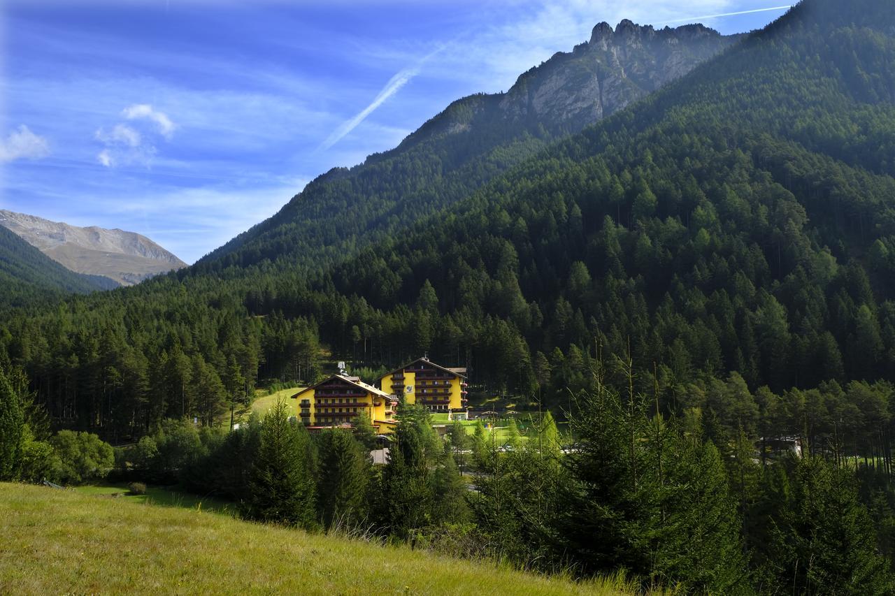 Hotel Shandranj Tesero Exterior photo